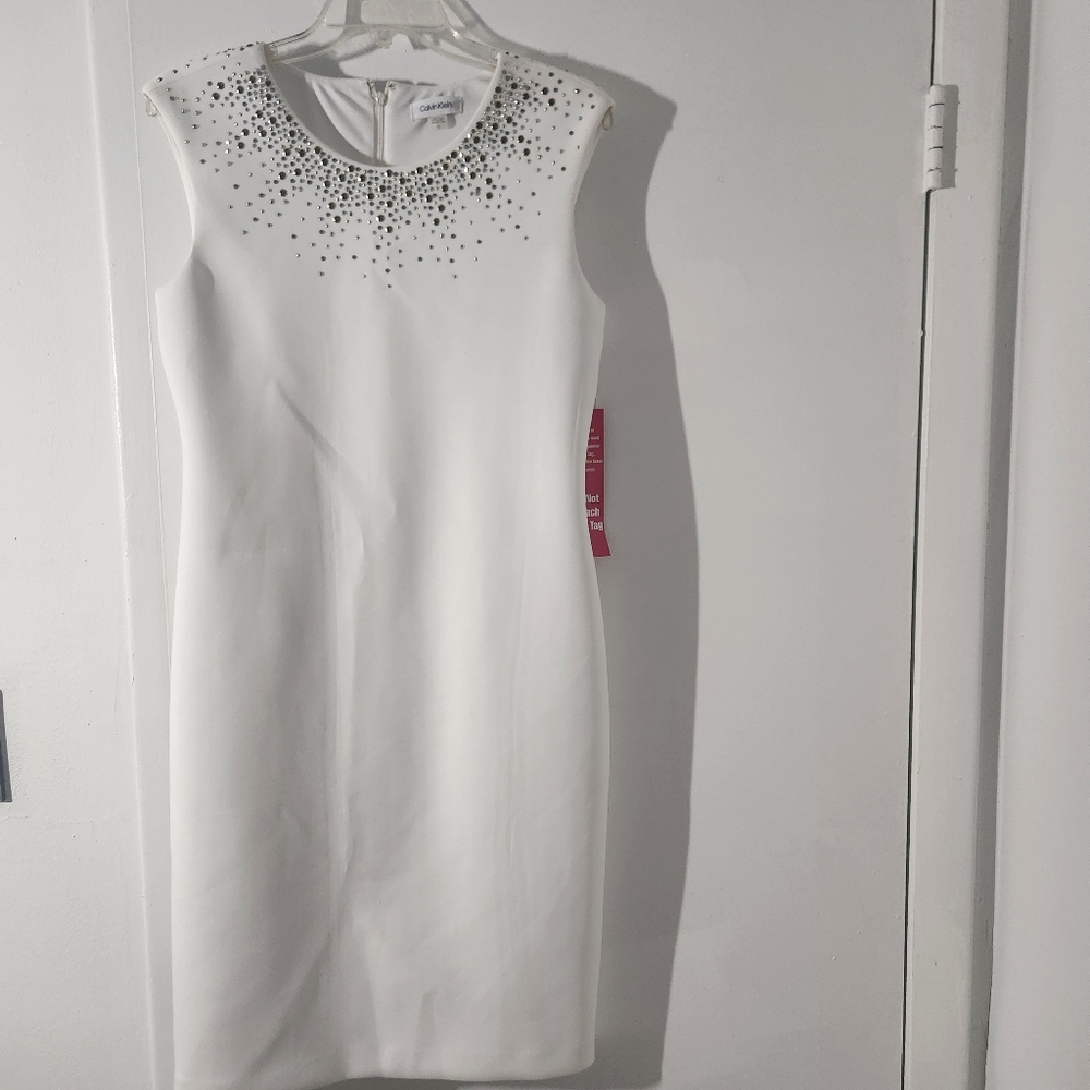 Calvin Klein Embellished Neckline Gold Silver White Sleeveless Dress NEW - Picture 2 of 13